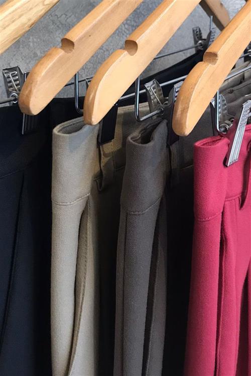PANTALÓN TIPSA